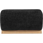 Puf tapizado en tela Akira de Meridian Furniture