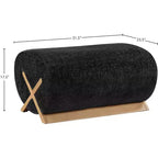 Puf tapizado en tela Akira de Meridian Furniture