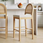 Nathan James Bailey Taburete de bar con respaldo curvado de altura de mostrador, madera natural de roble, ratán crema bouclé: tapizado, capacidad de 136 kg