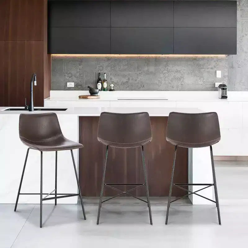 Poly & Bark Juego de 3 taburetes de bar Paxton de 61 cm de altura, color marrón: tapizados, estructura de acero, diseño moderno