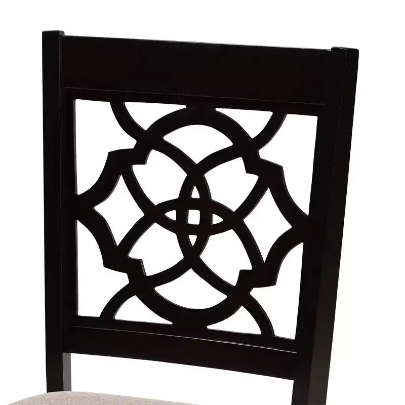 Juego de 2 sillas de comedor de tela Renaud con diseño de respaldo calado - Baxton Studio: madera de roble, acolchado de espuma