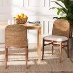 bali & pari Juego de 2 sillas de comedor Nadim de madera de acacia y hierba marina natural, blanco/marrón natural/hierba marina natural