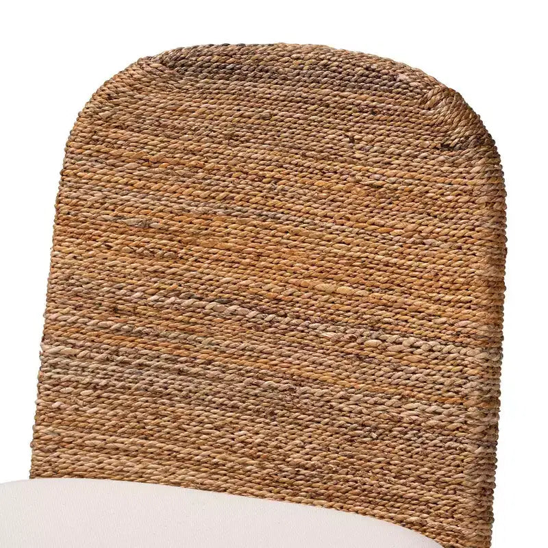 bali & pari Juego de 2 sillas de comedor Nadim de madera de acacia y hierba marina natural, blanco/marrón natural/hierba marina natural