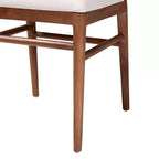 bali & pari Juego de 2 sillas de comedor Nadim de madera de acacia y hierba marina natural, blanco/marrón natural/hierba marina natural