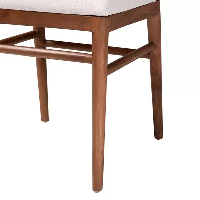 bali & pari Juego de 2 sillas de comedor Nadim de madera de acacia y hierba marina natural, blanco/marrón natural/hierba marina natural