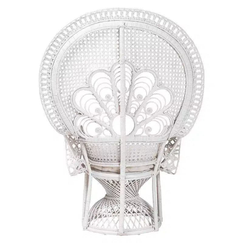 Bali & Pari Ediva Sillón decorativo de ratán natural tipo pavo real, blanco: Tapizado de poliéster, no requiere montaje