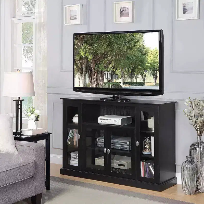Breighton Home Mueble para TV Highboy Summit de 60" con armarios de almacenamiento y estantes negro