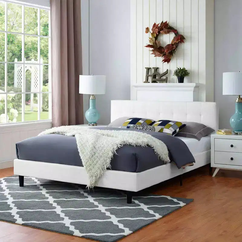 Modway Full Linnea Cama Blanca: Tela de poliéster tapizada, Patas de madera maciza, Soporte de listones, No necesita somier