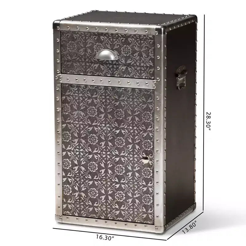 Cosette Metal Floral Accent Cabinet Silver - Baxton Studio: Baúl Universal de Almacenamiento, 28" de Alto