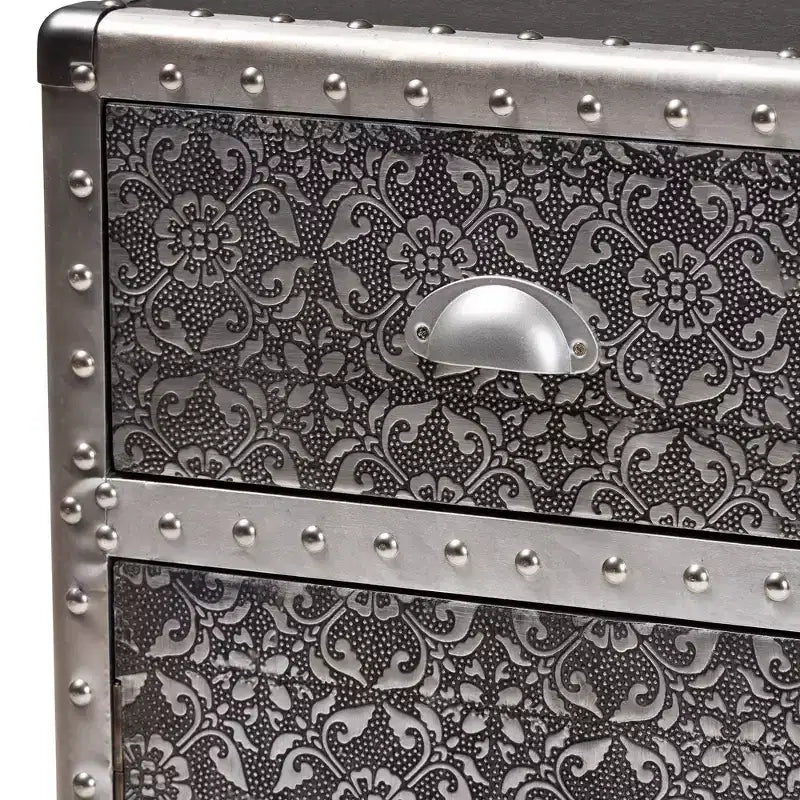 Cosette Metal Floral Accent Cabinet Silver - Baxton Studio: Baúl Universal de Almacenamiento, 28" de Alto
