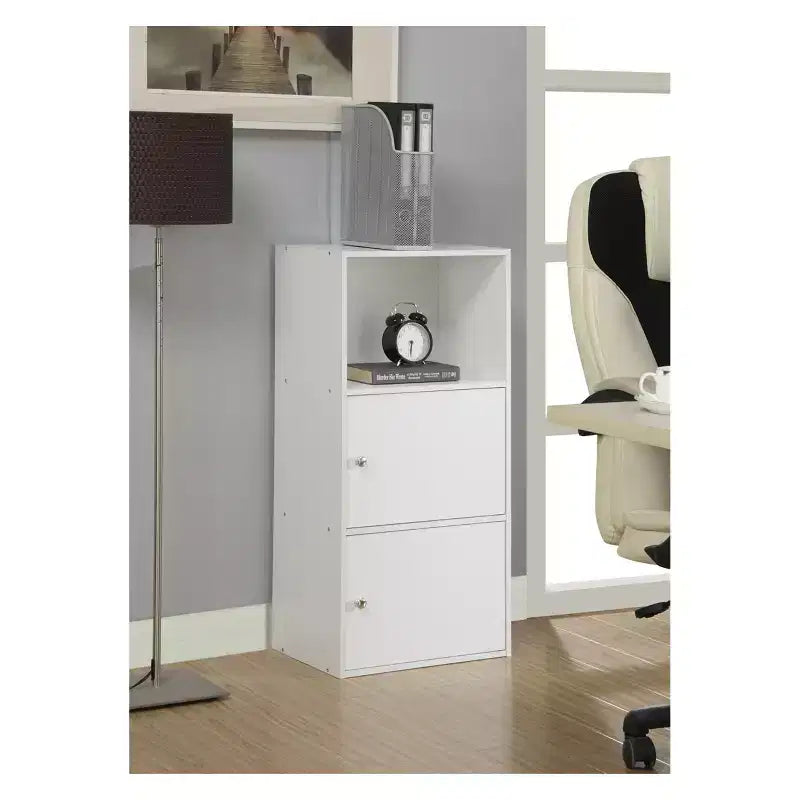 Armario de dos puertas para almacenamiento adicional - Breighton Home