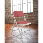 Juego de 4 sillas plegables de lujo con asiento acolchado de tela y triple refuerzo - Hampden Furnishings