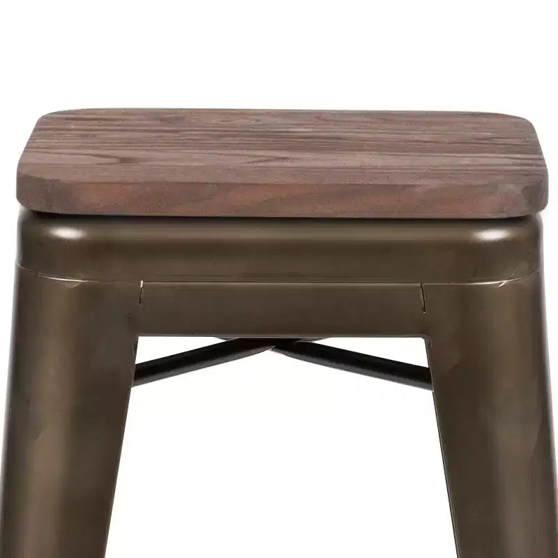 Flash Furniture Taburete de barra de metal de 24 pulgadas de alto, altura de mostrador, para interiores con asiento de madera - Juego apilable de 4 unidades