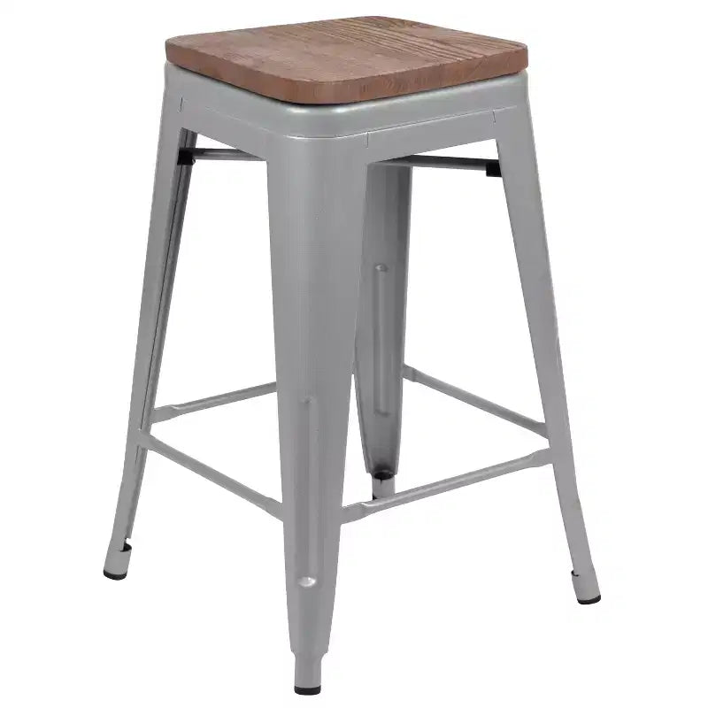 Flash Furniture Taburete de barra de metal de 24 pulgadas de alto, altura de mostrador, para interiores con asiento de madera - Juego apilable de 4 unidades