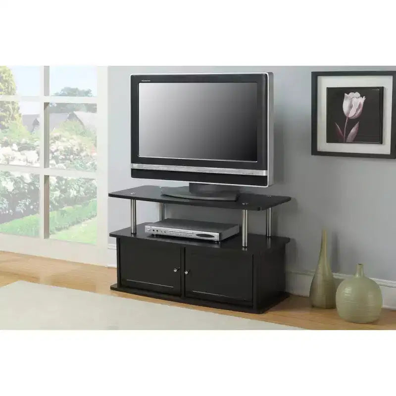 Mueble para TV Designs2Go para televisores de hasta 49 pulgadas con 2 armarios de almacenamiento y estante - Breighton Home