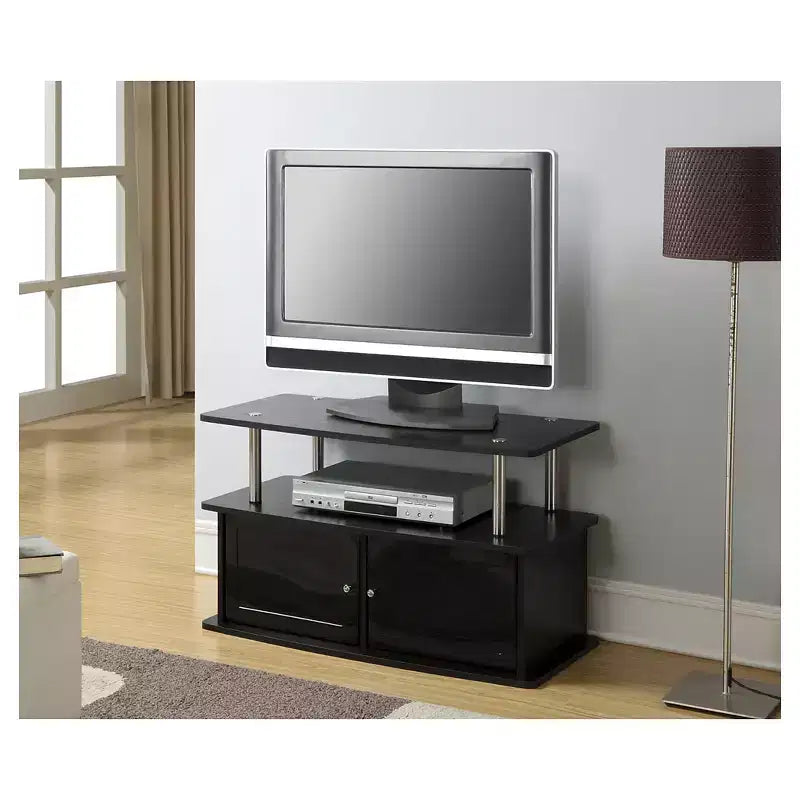 Mueble para TV Designs2Go para televisores de hasta 49 pulgadas con 2 armarios de almacenamiento y estante - Breighton Home