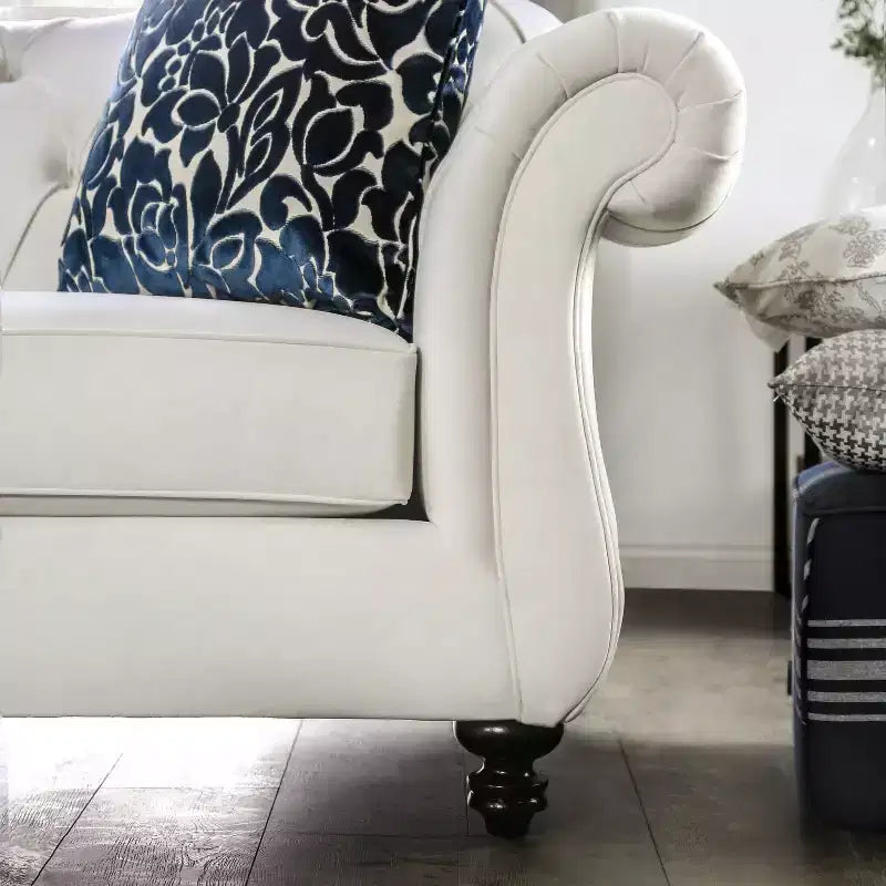 Sofá Tapizado con Botones Brushwood - HOMES: Inside + Out