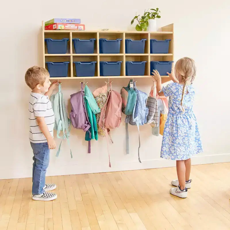 Casillero para abrigos colgante ECR4Kids de 10 secciones con estante y 10 compartimentos frontales tipo pala, almacenamiento tipo cubículo