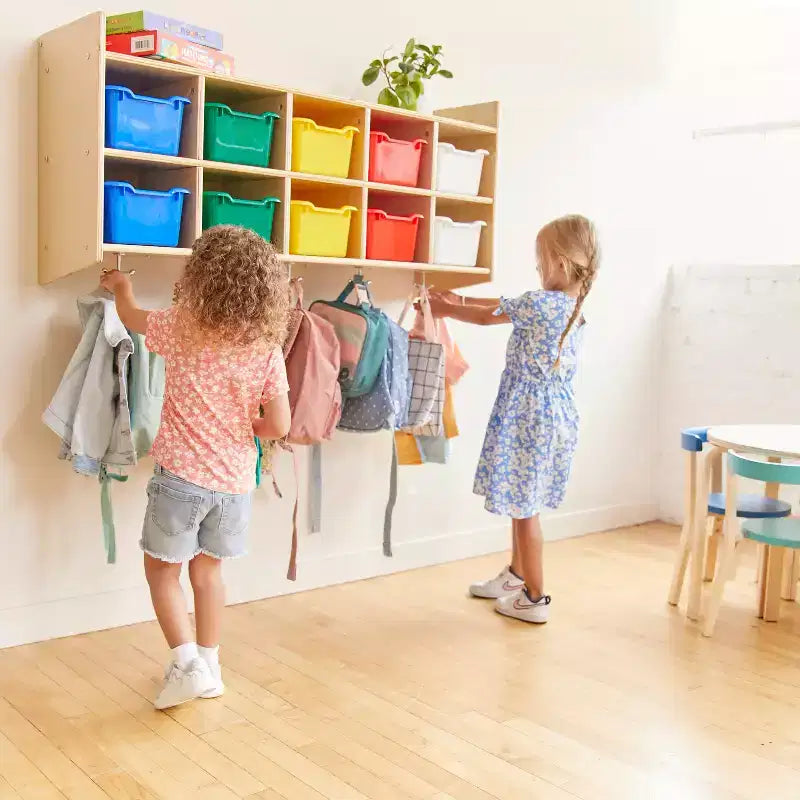 Casillero para abrigos colgante ECR4Kids de 10 secciones con estante y 10 compartimentos frontales tipo pala, almacenamiento tipo cubículo
