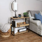 Mesa de sofá Sunnydaze de estilo industrial con 3 estantes y bandeja de servicio extraíble - Marrón - 71,75 cm
