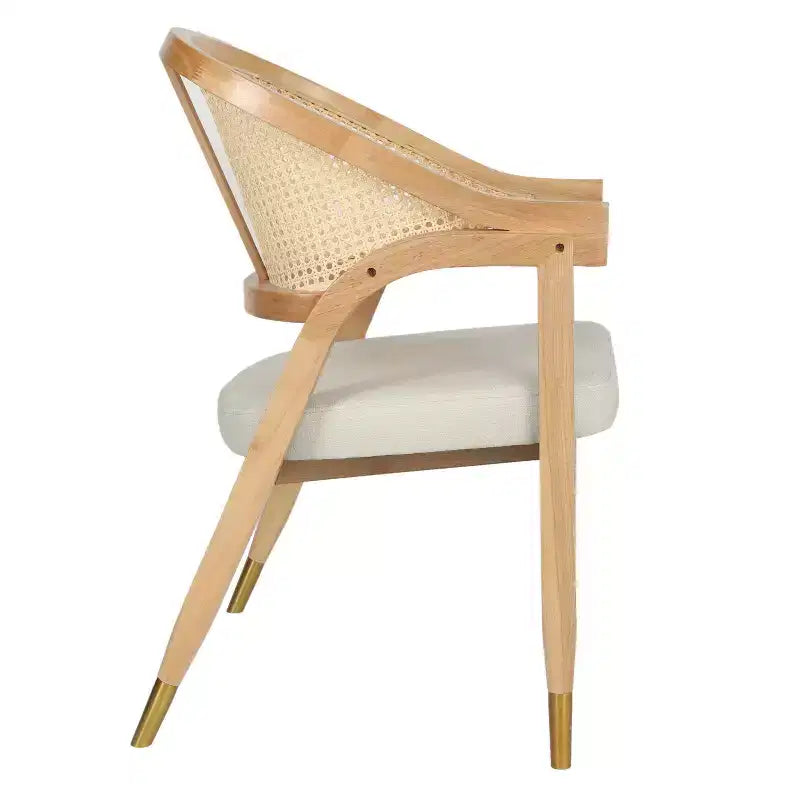 Silla de comedor o decorativa Emma y Oliver Cane de ratán con marco de madera maciza, respaldo tejido y asiento acolchado