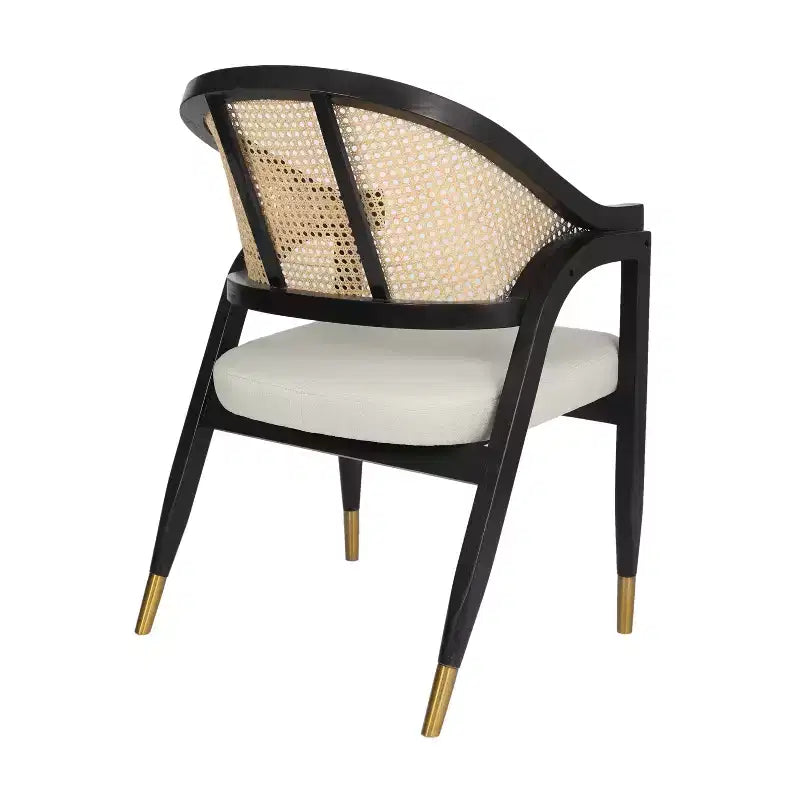 Silla de comedor o decorativa Emma y Oliver Cane de ratán con marco de madera maciza, respaldo tejido y asiento acolchado