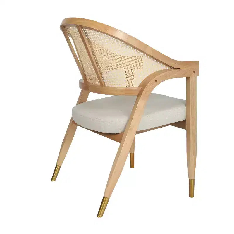 Silla de comedor o decorativa Emma y Oliver Cane de ratán con marco de madera maciza, respaldo tejido y asiento acolchado