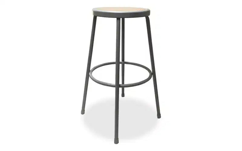 Taburete industrial de metal Alera para taller, sin respaldo, soporta hasta 300 lb, altura del asiento 30, asiento marrón, base gris