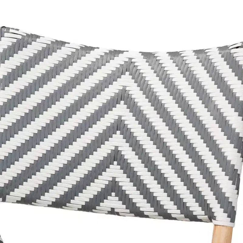 bali & pari Shai Silla Bistró Moderna Gris Francés y Blanca con Tejido y Ratán Natural