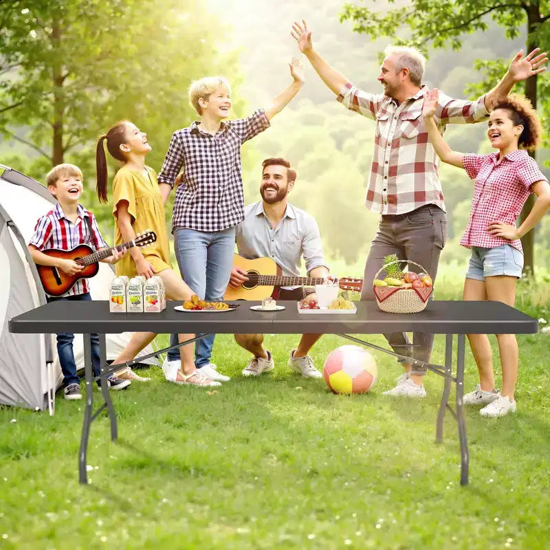 Mesa Plegable Portátil de 8 pies, Plástico HDPE, para Interiores y Exteriores, se Dobla por la Mitad, Negra, con Capacidad para 10 a 12 personas